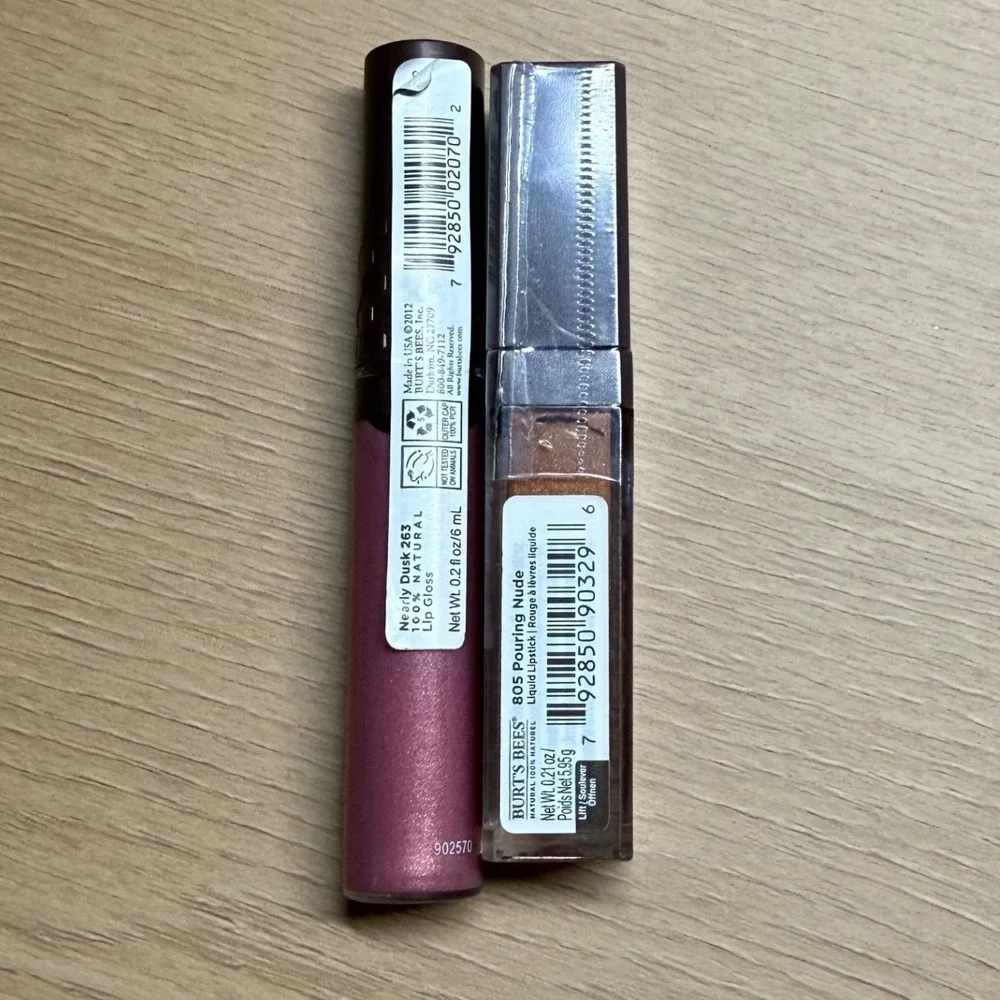 Burt's Bees Lip Gloss Nearly Dusk 263 Liquid Lipstick Pouring Nude 805 Set New